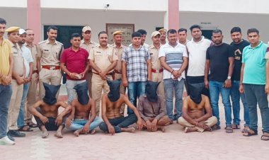 डैकतों ने की फायरिंग, पुलिस ने दिया जवाब एक डकैत हुआ घायल,