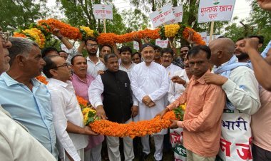 मुस्ताक खान ने सह प्रभारी काजी का किया सम्मान