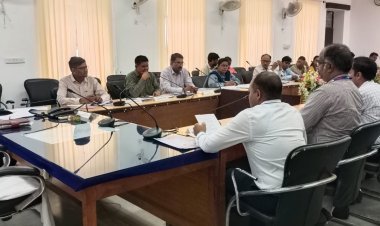 जिला स्तरीय समीक्षा समिति एवं जिला स्तरीय परामर्शदात्री समिति की बैठक आयोजित