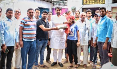 अब बेटियां माता-पिता व क्षेत्र का नाम रोशन करने में आगे हैं - ललित यादव