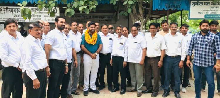 बार एसोसिएशन के अधिवक्ताओं से मिले बीजेपी नेता मोहित यादव