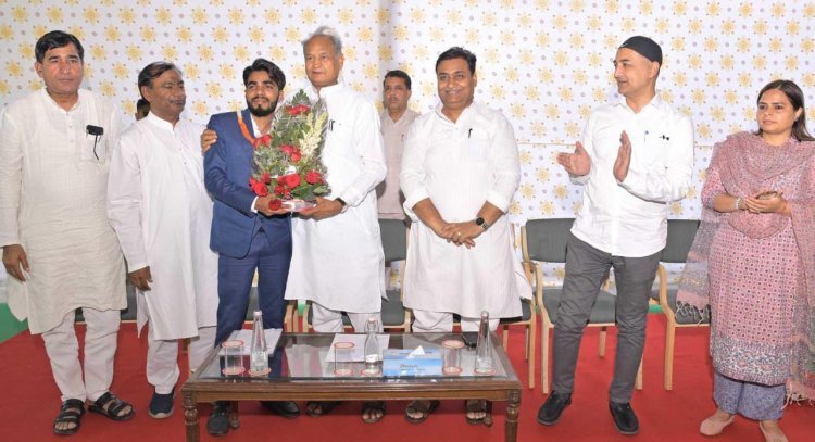 शांति, सद्भाव और भाईचारा ही विकास के आधार - मुख्यमंत्री 