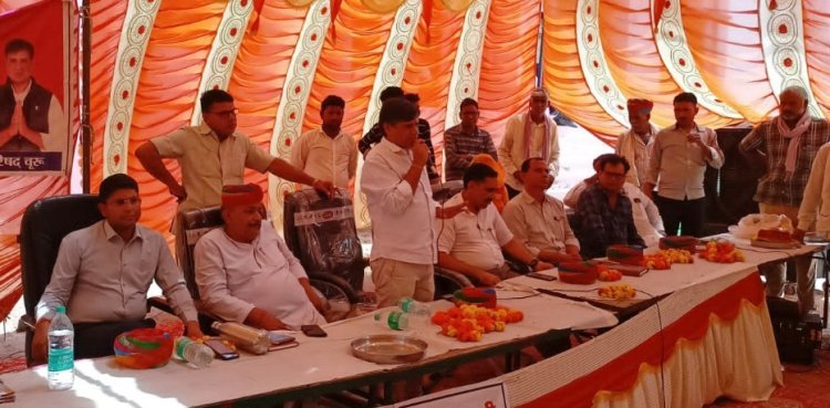 ग्राम पंचायत भवन का किया उद्घाटन