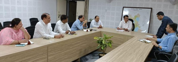 जिला निर्वाचन अधिकारी ने विधानसभा आम चुनाव 2023 को निष्पक्ष व शांतिपूर्ण संपन्न कराने हेतु प्रकोष्ठ गठित करने के दिए निर्देश