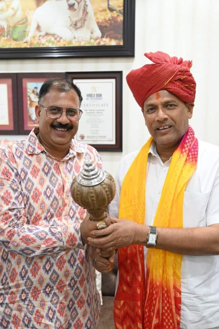 मंत्री ने चूरू जिले की गौशाला संचालकों के साथ की मीटिंग