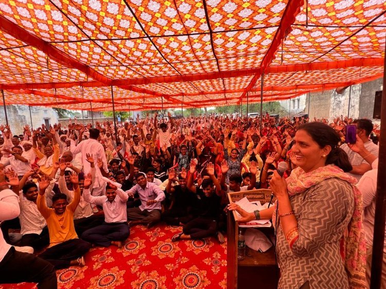 सादुलपुर सांखू में आबादी भूमि विस्तार करवाने पर विधायक कृष्णा पुनिया का भव्य स्वागत