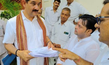 विप्र फाउण्डेशन अलवर के पदाधिकारियों ने पूर्व केन्द्रीय मंत्री सिंह को सौंपा ज्ञापन