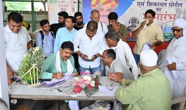 मंंत्री ने सुनी जनता की समस्याएं, अधिकारियों को दिशा-निर्देश