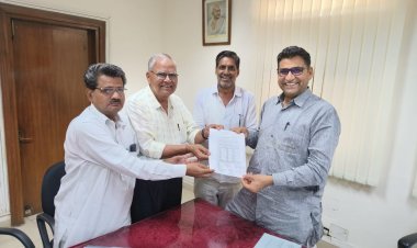 नीमकाथाना जिले में शामिल करने की मांग को लेकर राजस्व मंत्री से मिला प्रतिनिधि मंडल 