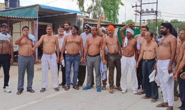 अर्द्धनग्न प्रदर्शन कर सरकार से मांग सुजानगढ़ जिला 