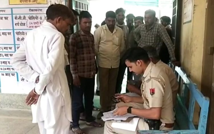 बाइक और तेल से भरे टैंकर की जबरदस्त भीड़ में बाइक सवार 1 की मौत, 1 हुआ घायल, पुलिस ने करवाया मृतक के शव का पोस्टमार्टम