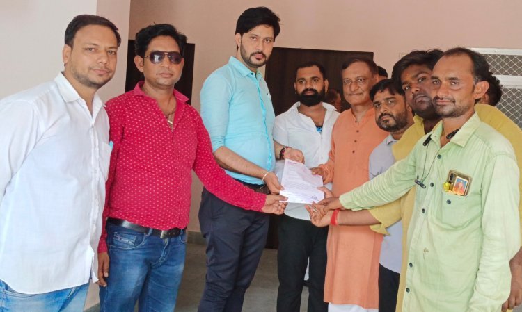 लंबे समय से कार्यरत चिकित्साकर्मियों के स्थानान्तरण की मांग