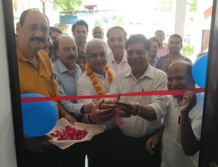 चिकित्सक एक जुट होकर हर समस्या का समाधान निकाल सकते है - डॉ शर्मा -आईएमए अलवर में स्टेट सेक्रेटरी एवं रीजन वाइस प्रेसिडेंट जयपुर जोन ने सुनी डॉक्टों की समस्याएं
