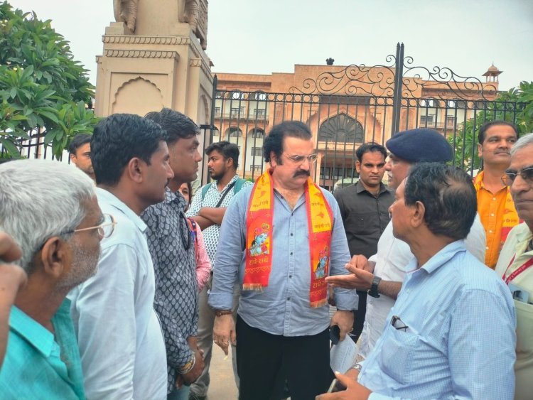 पत्रकार सुरक्षा कानून की मांग को लेकर आई एफ डब्ल्यूजे उतरा सड़कों पर  केबिनेट मंत्री खाचरियावास , आरटीडीसी चैयरमेन धर्मेन्द्र राठौड़ , मुख्य सचिव उषा शर्मा ने दिया आश्वासन 