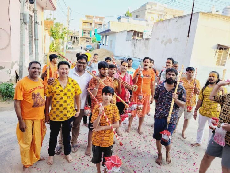‘‘मुरलीपुरा  शिव हनुमान मंदिर में भगवान भोलेनाथ का किया अभिषेक। ‘