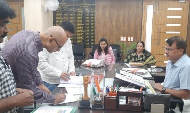 अंधता निवारण के लिए डॉ श्रॉफ चरिटेबल आई हॉस्पिटल व रिलेक्सो चलाएगा अभियान  0 से 18साल के बच्चों के लिए चलेगा अभियान