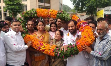 नीमराणा आगमन पर विधानसभा प्रभारी सचिव व जिलाध्यक्ष का किया भव्य स्वागत