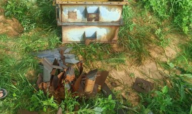 थ्री फेज ट्रांसफार्मर चोरी के 3 दिन बाद भी बिजली निगम द्वारा कोई सुध नहीं