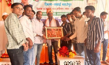 फासिस्टी ताकतें गलत तथ्यों से जनता को कर रही भ्रमित, इनसे सावधान रहने की जरूरत- लोकेश शर्मा, विशेषाधिकारी, मुख्यमंत्री अशोक गहलोत