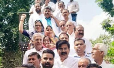 राजीव गांधी ने राष्ट्र के विकास में अनेक महत्वपूर्ण कदम उठाये -मंत्री जूली