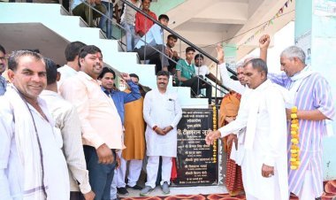 सामाजिक न्याय एवं अधिकारिता मंत्री ने किया ज्योतिबा फुले की प्रतिमा का अनावरण