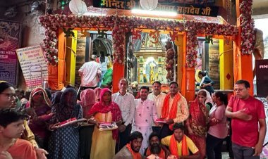 मंदिर महंत ने किया सफाई कर्मियों का स्वागत सम्मान