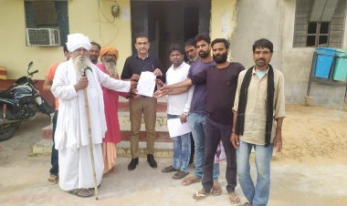 श्रद्धादास की बगीची पर भूमाफियाओं का कब्जा, एसडीएम को दिया ज्ञापन