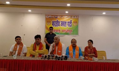 गहलोत सरकार की ईआरसीपी में केवल तीन शहरो को पानी, ईआरसीएपी मामले पर मुख्यमंत्री गहलोत से खुली चर्चा के लिए तैयार - गजेंद्र सिंह शेखावत