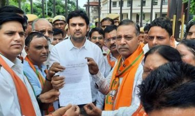 अघोषित विद्युत कटौती  भाजपा दक्षिण अलवर ने सौंपा 8 उपखंडों पर राज्यपाल के नाम ज्ञापन