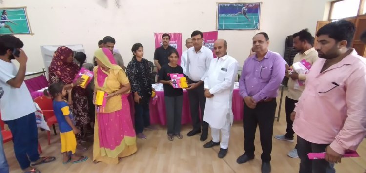 उप प्रधान शर्मा ने किया इंदिरा गांधी स्मार्ट फोन योजना का आगाज, महिलाओं को मिला मोबाइल फोन, सरकार का जताया आभार