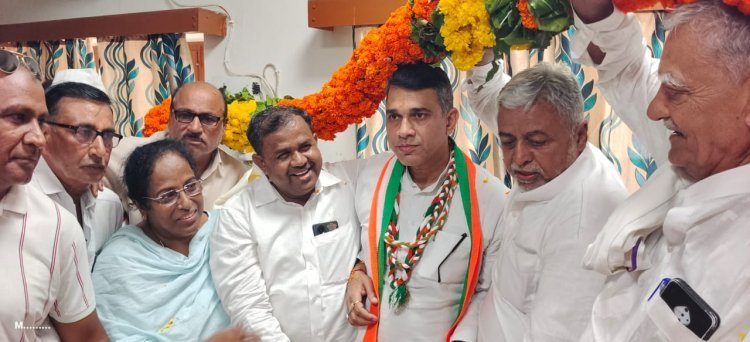 पर्यवेक्षक खरोला व प्रदेश सचिव शर्मा का किया स्वागत