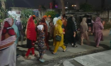 गुरु नानक देव के प्रकाश पर्व पर अपना घर शालीमार गुरुद्वारे से निकाली प्रभात फेरी