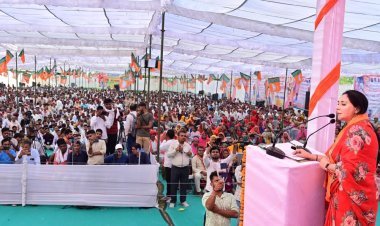 दूनी में सभा के बाद भाजपा की लहर चौगुनी   उप मुख्यमंत्री दीया कुमारी के दौरे से भाजपा में दुगुना जोश