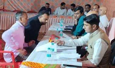 टपूकड़ा के ततारपुर में जिला कलेक्टर ने रात्रि चौपाल में सुनीं ग्रामीणों की समस्याएं   मौके पर दिए निर्देश, समस्याओं का तुरंत समाधान कराया