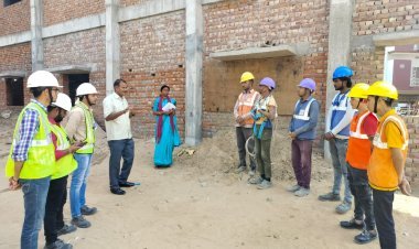 कुचामन सिटी में श्रमिकों को सुरक्षा नियमों की दी जानकारी, दुर्घटनाओं से बचाव पर जोर   श्रमिकों को सुरक्षा उपकरणों के उपयोग और स्वास्थ्य पर जागरूक किया गया