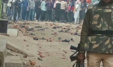 संभल में जामा मस्जिद के सर्वे पर बवाल, पथराव और फायरिंग में तीन की मौत  