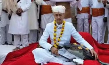 राजतिलक से उपजा तनाव बरकरार 