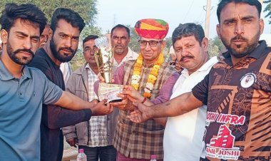 किक्रेट प्रतियोगिता का खिताब  कायमसर की टीम ने जीता