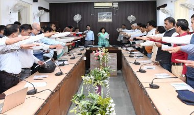 बाल विवाह के खिलाफ दिलाई शपथ