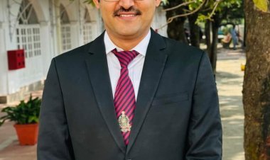 बाड़मेर के मोहनलाल जाखड़ को मिला राजस्थान कैडर, जिले में खुशी की लहर