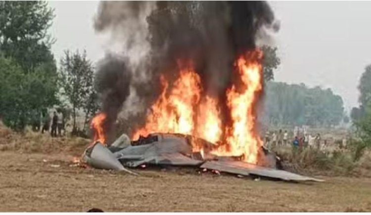 वायु सेना का मिग -29 दुर्घटनाग्रस्त, खेत में गिरा जयपुर टाइम्स