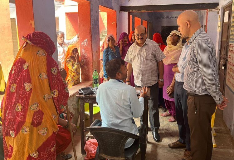 जिला कलक्टर ने नवाचार स्वस्थ जीवन शैली के कैंप का किया निरीक्षण जिला कलक्टर ने प्राथमिक स्वास्थ्य केंद्र पैहल का किया निरीक्षण