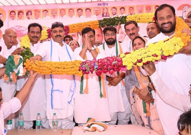 धर्म और राजनीति की आड़ में रोटियां सेंकने वालों को सबक सिखाने का समय: जितेंद्र सिंह