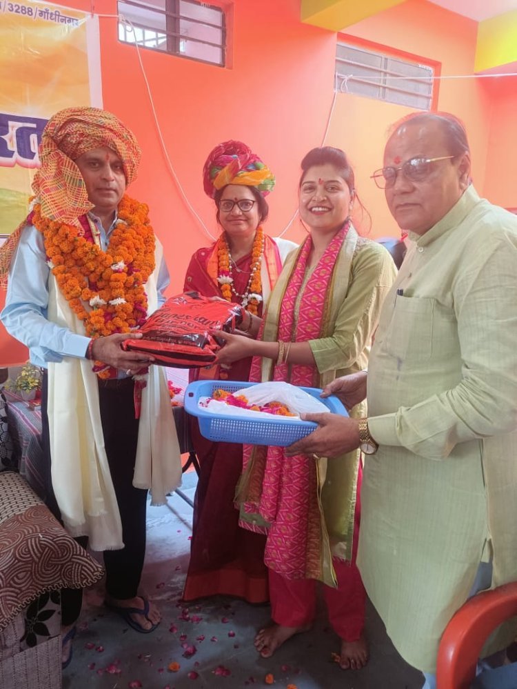 साहित्य और संस्कृति की अमिट पहचान: समरस संस्थान के संस्थापक डॉ. स्नेहिल का धौलपुर आगमन