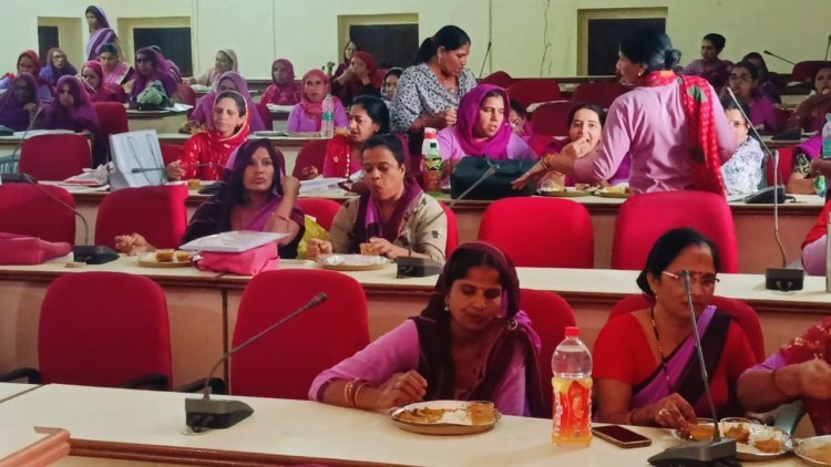 महिला व बाल विकास विभाग के तीन दिवसीय प्रशिक्षण, कार्मिको के नाश्ते में कर दी कटौती