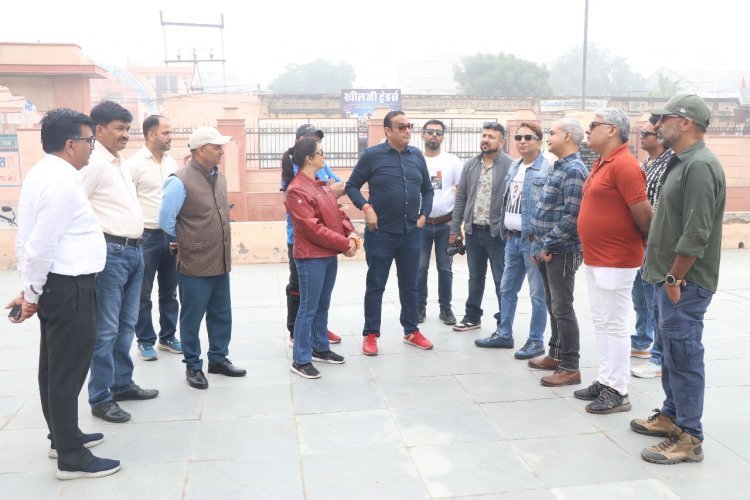 चूरू की सांस्कृतिक धरोहर ने मोहा पर्यटकों का मन, स्थापत्य कला की तारीफ
