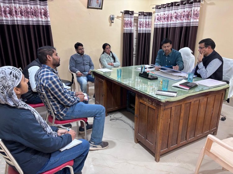 एसडीएम बिजेन्द्र सिंह ने पेयजल व्यवस्थाओं की समीक्षा कर अधिकारियों को दिए निर्देश