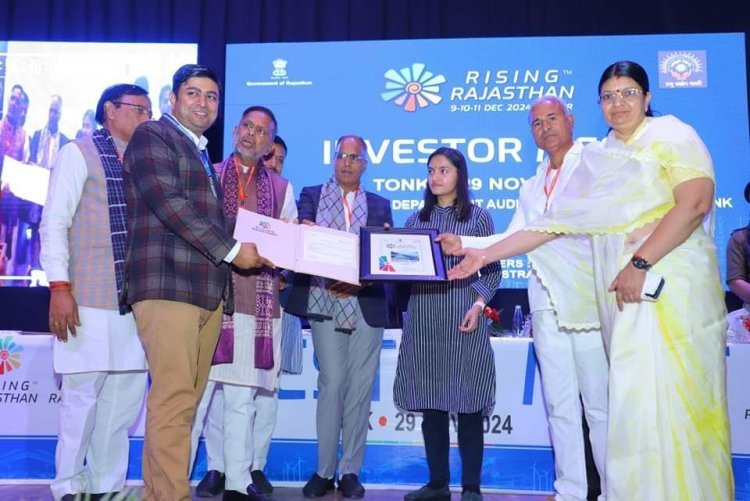 टोंक इन्वेस्टर मीट में रामाज् रिसोर्ट के ऑनर मोहित ने एमओयू किया