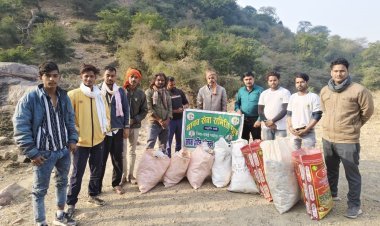 मिशन प्लास्टिक पॉलीथीन अभियान: चौथे रविवार को 60 किलो कचरा एकत्रित, स्वच्छता का संदेश