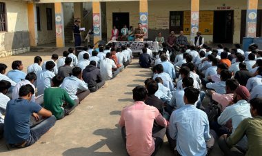 सडक सुरक्षा एवं जीवन रक्षा कार्यक्रम से आमजन को किया जागरूक